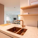 公寓 Sensational Brand New Duplex For 4 *