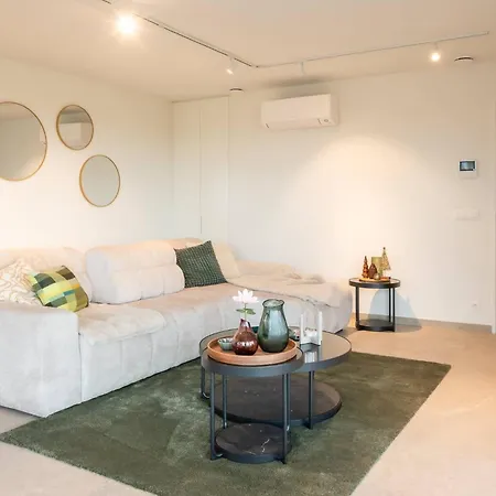 Sensational Brand New Duplex For 4