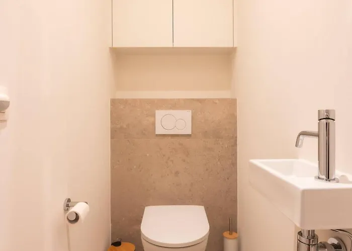 Sensational Brand New Duplex For 4 公寓 *